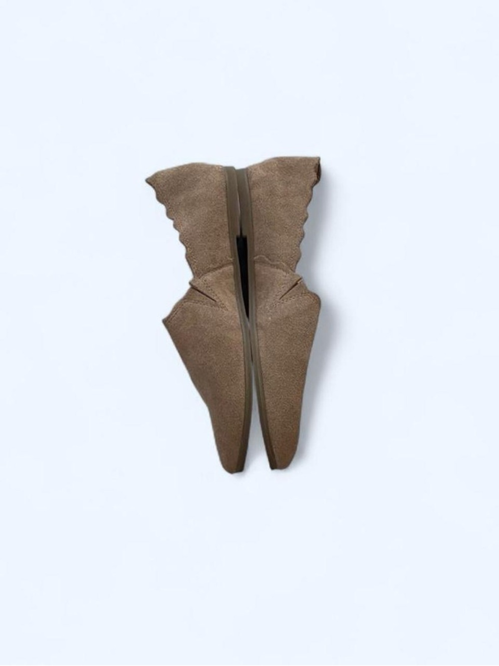 Tan suede scalloped loafers by Lucky Brand size 8 - Picture 5 of 7